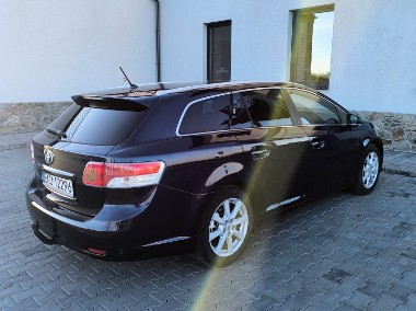 Toyota Avensis T27 | 1.8 Benzyna + LPG Panorama | Kamera | Hak-1