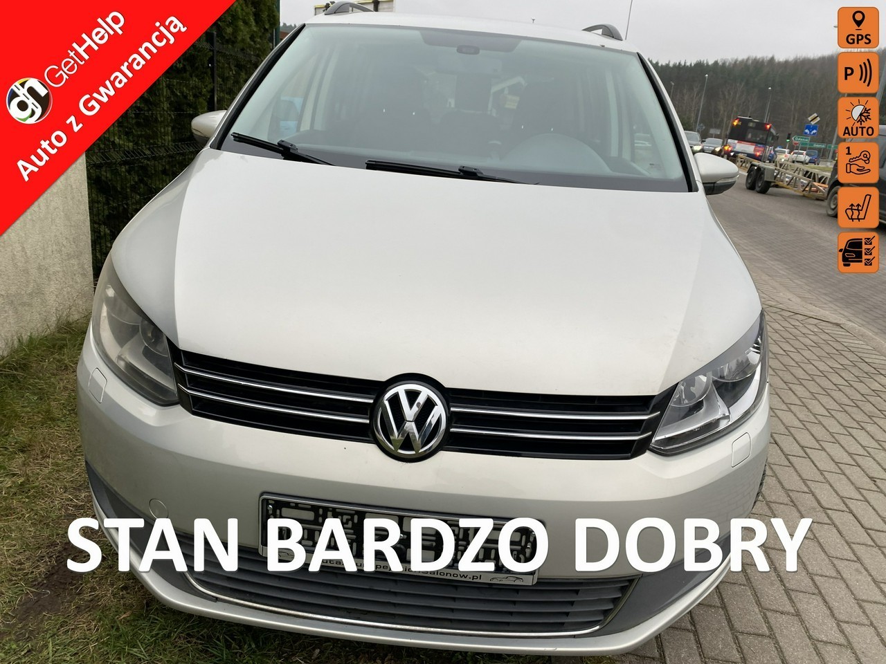 Volkswagen Touran II 5 miejsc, podg. fotele, klimatronik, nawigacja dotykowa, z Niemiec