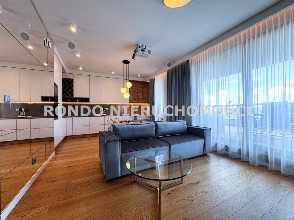 APARTAMENT ok.Rynku 80 m², 3pok,2łazienki,2xparking - Widok 2