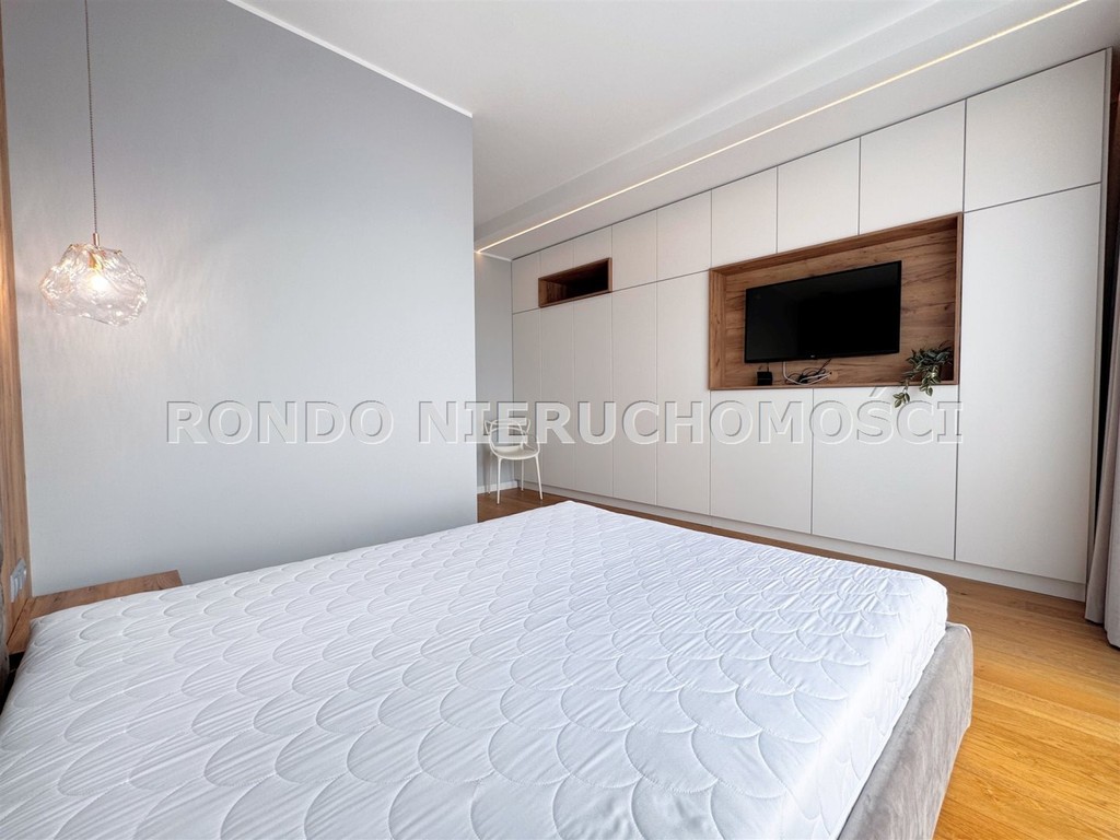 APARTAMENT ok.Rynku 80 m², 3pok,2łazienki,2xparking - Widok 6