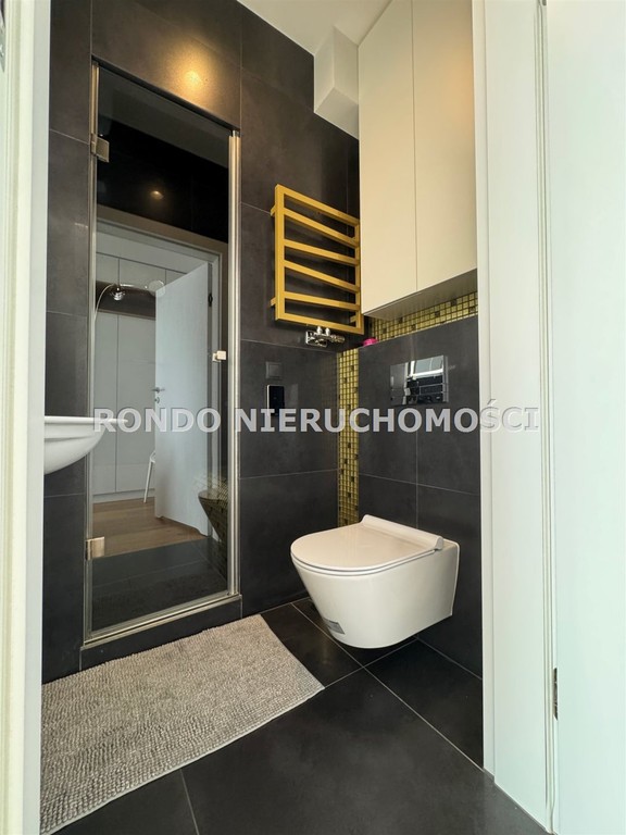 APARTAMENT ok.Rynku 80 m², 3pok,2łazienki,2xparking - Więcej