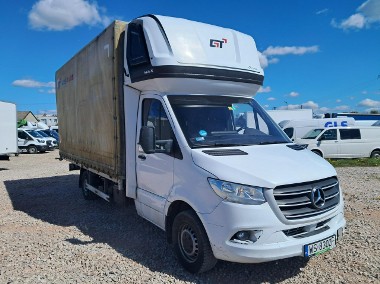 Mercedes-Benz Sprinter-1