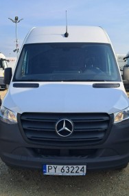 Mercedes-Benz Sprinter-2