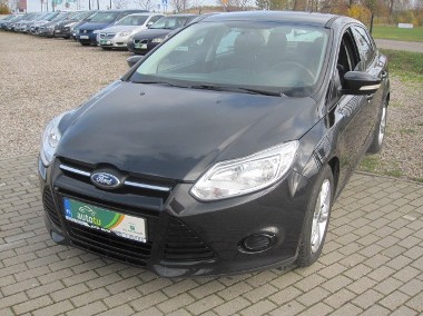 ford focus sedan 2,0i automat.-1