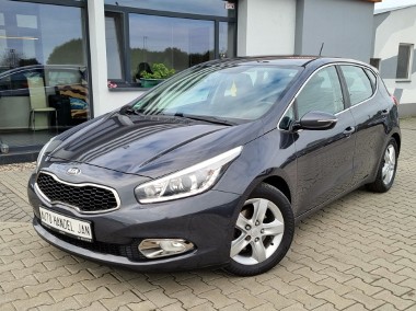 Kia Cee'd II-1