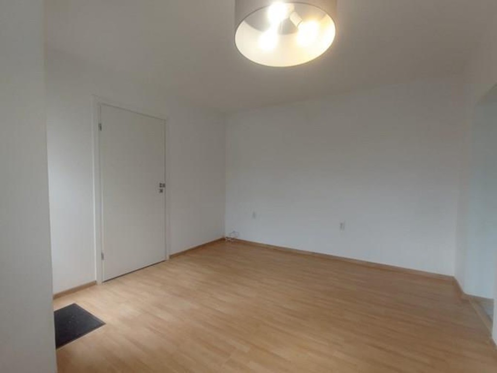 2 pokoje, parking, piwnica - Łokietka 21 - Widok 2