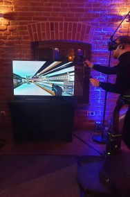 VR wynajem na eventy - gogle VR, symulatory VR, bieżnia VR-2