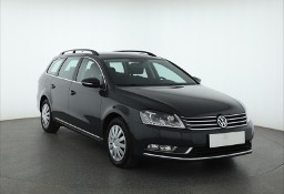 Volkswagen Passat B7 , Salon Polska, Navi, Xenon, Bi-Xenon, Klimatronic, Tempomat,