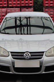 Volkswagen Jetta V , Klimatronic, Parktronic, Podgrzewane siedzienia,ALU-2