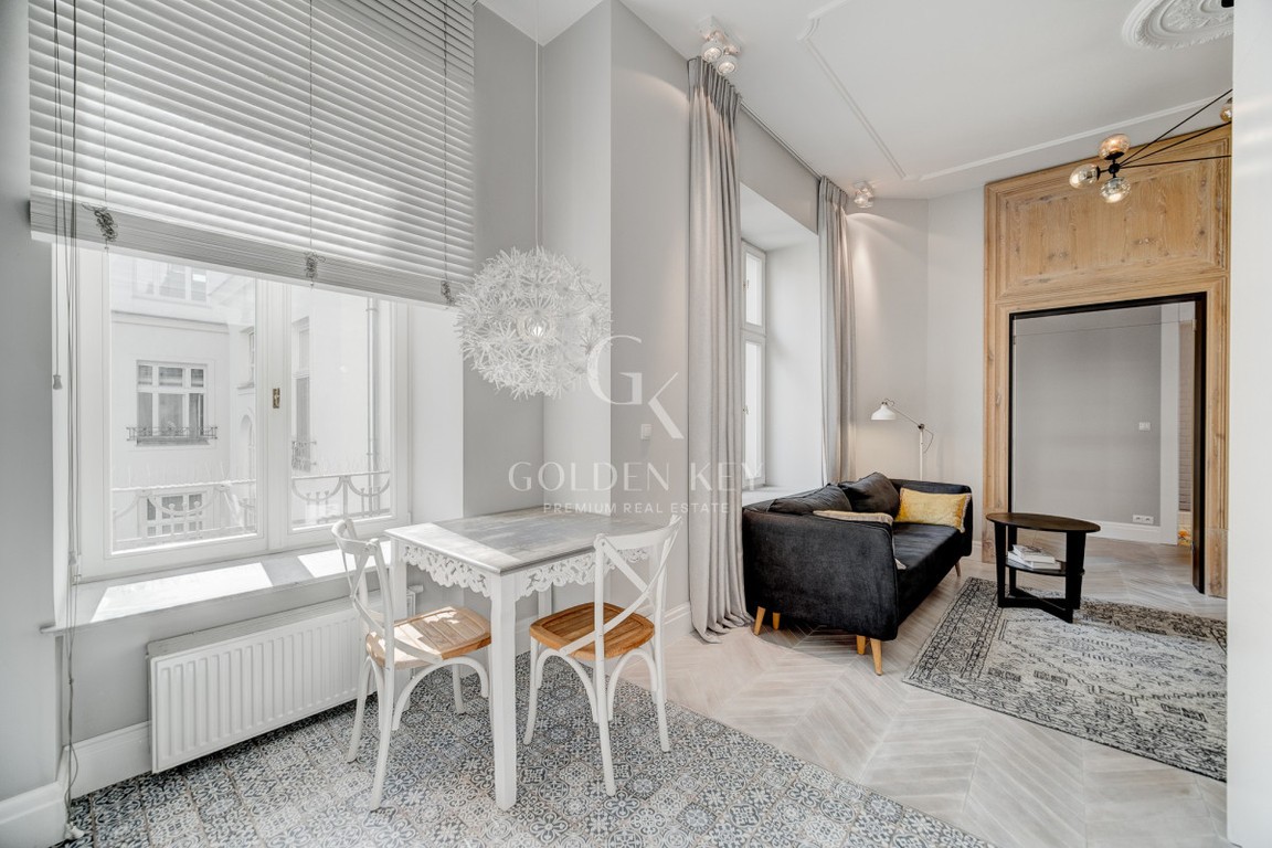 Kamienica z windą, sufity 3,5m|Balkon,klimatyzacja - Widok 4