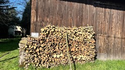 Drewno sezonowane KOMINKOWE/Wędzenie - Jabłoń 394 zł/mp