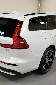 Volvo V60 II Volvo V60 Plus Dark B4 D (diesel) Mild-Hybrid-2