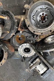 CASE-zwolnica zwrotnica mechanizm róźnicowy/Case Optum 270 części-2