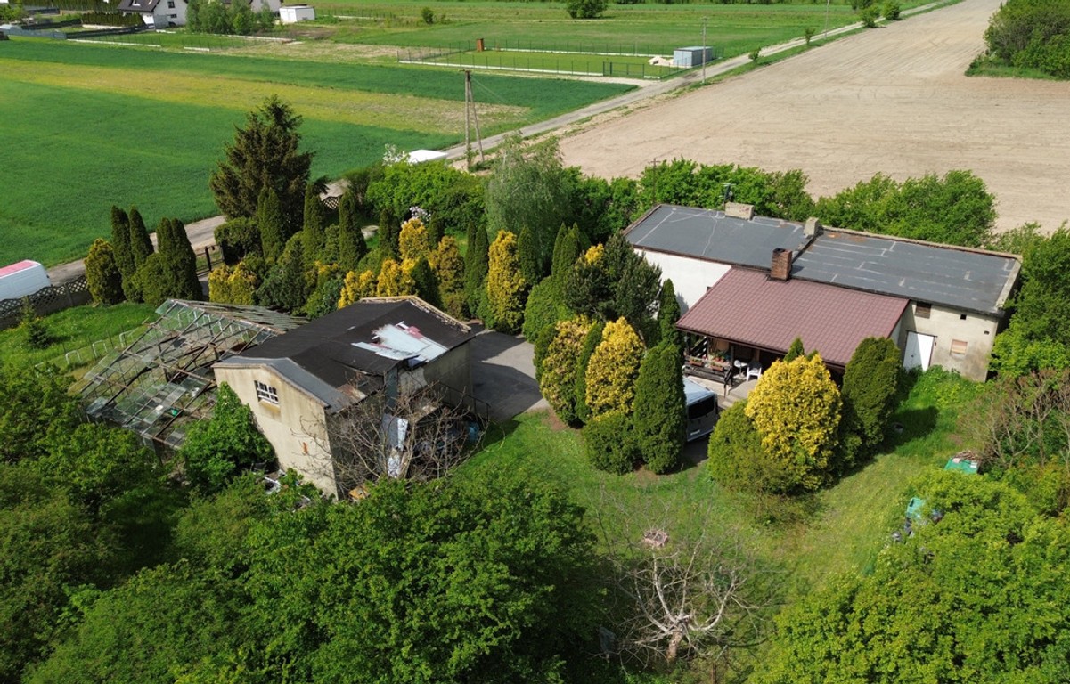 Teren inwestycyjny 4005 m² przy przy węźle S8 - Więcej