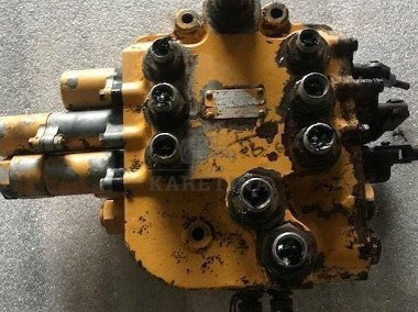 JCB 4cx Rozdzielacz - Przód-1