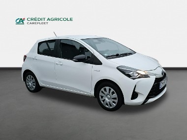 Toyota Yaris III Hybrid 100 Active Hatchback. DW9V775-1