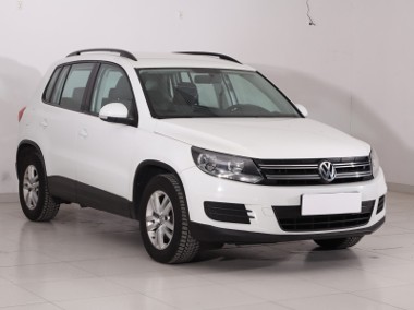 Volkswagen Tiguan , Klima, Tempomat, Parktronic-1