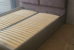 Nowe łóżko tapicerowane boucle