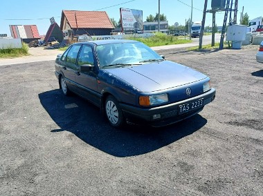Volkswagen Passat B3 Volkswagen Passat 1.8 92r-1