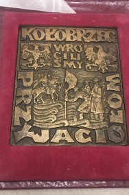 Emblemat odznaka PRL Kołobrzeg Wróciliśmy Przyjaciołom -2