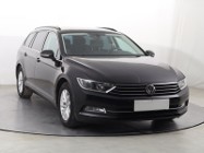 Volkswagen Passat B8 , Automat, Navi, Klimatronic, Tempomat, Parktronic,