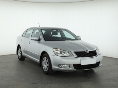 Skoda Octavia II , Salon Polska, Klima, Parktronic-1