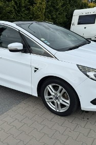 Ford S-MAX-2
