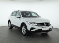 Volkswagen Tiguan , Salon Polska, 1. Właściciel, Serwis ASO, DSG, Skóra, Navi,