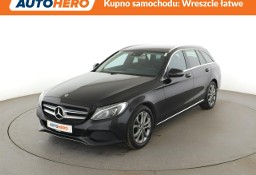 Mercedes-Benz Klasa C W205 navi klima auto full LED kamera i czujniki parkowania grzane fotele
