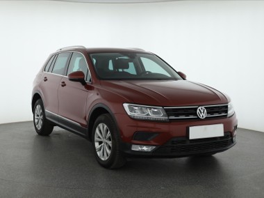 Volkswagen Tiguan , Salon Polska, Serwis ASO, DSG, Klimatronic, Tempomat,-1