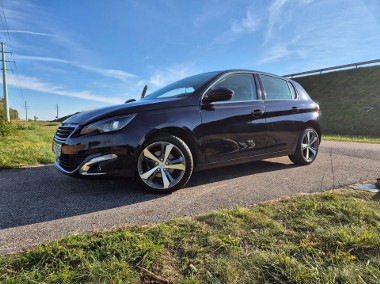 Peugeot 308-1