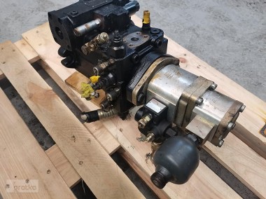 Pompa hydrauliczna New Holland W60 {Rexroth 0510767046}-1