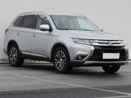 Mitsubishi Outlander III , Salon Polska, Serwis ASO, Automat, 7 miejsc, Navi, Xenon,