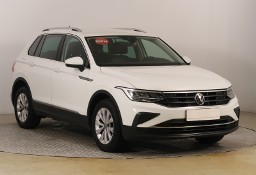 Volkswagen Tiguan , Serwis ASO, Klimatronic, Tempomat, Parktronic,