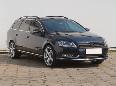 Volkswagen Passat B7 , Xenon, Bi-Xenon, Klimatronic, Tempomat, Parktronic,-1