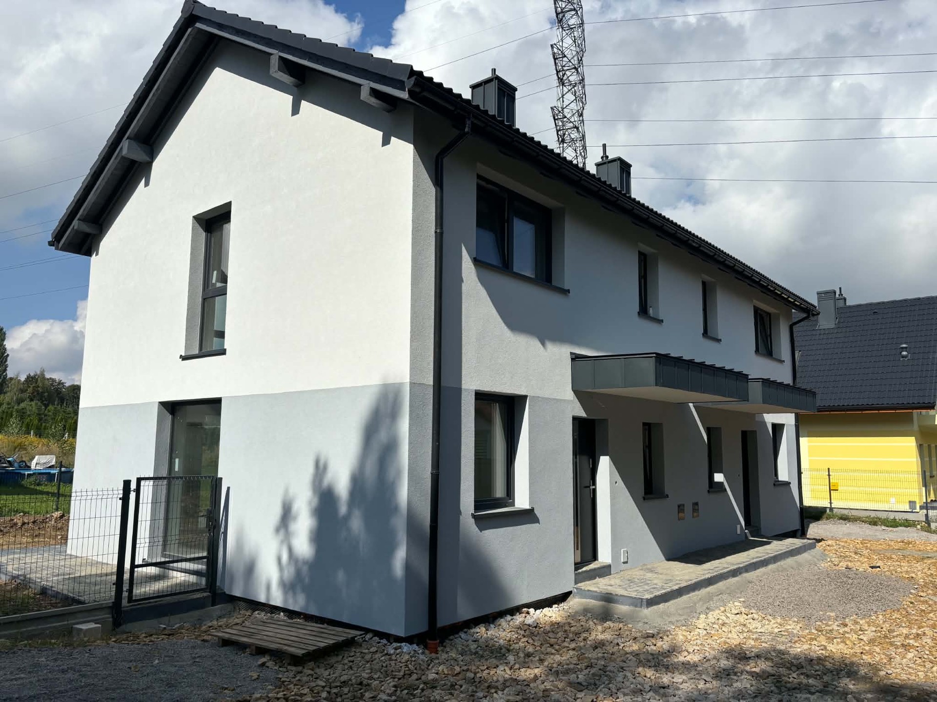 Dom na sprzedaż, 4 pokoje, 81 m², Pisarzowice