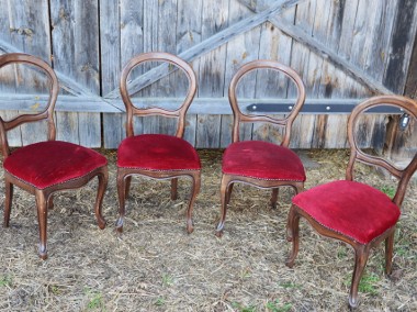 Cztery zabytkowe krzesła vintage-1