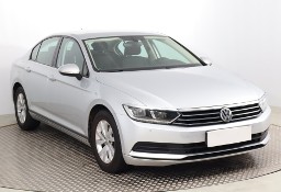 Volkswagen Passat B8 , Salon Polska, Navi, Klimatronic, Tempomat, Parktronic,