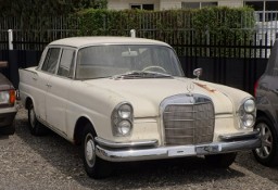 Mercedes-Benz W110 190c/190Dc Mercedes-Benz W110 W111 Skrzydlak