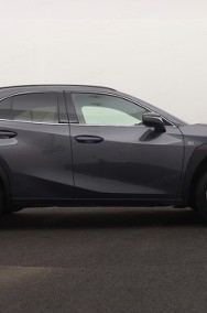 Lexus UX 300h F Sport Design 2.0 Hybrid Dynamic Force 300h F Sport Design 2.0-2