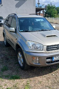 Toyota RAV 4 II 2.0 D4D 4X4 5 drzwi klimatyzacja alufelgi hak-2