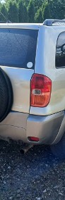 Toyota RAV 4 II 2.0 D4D 4X4 5 drzwi klimatyzacja alufelgi hak-4