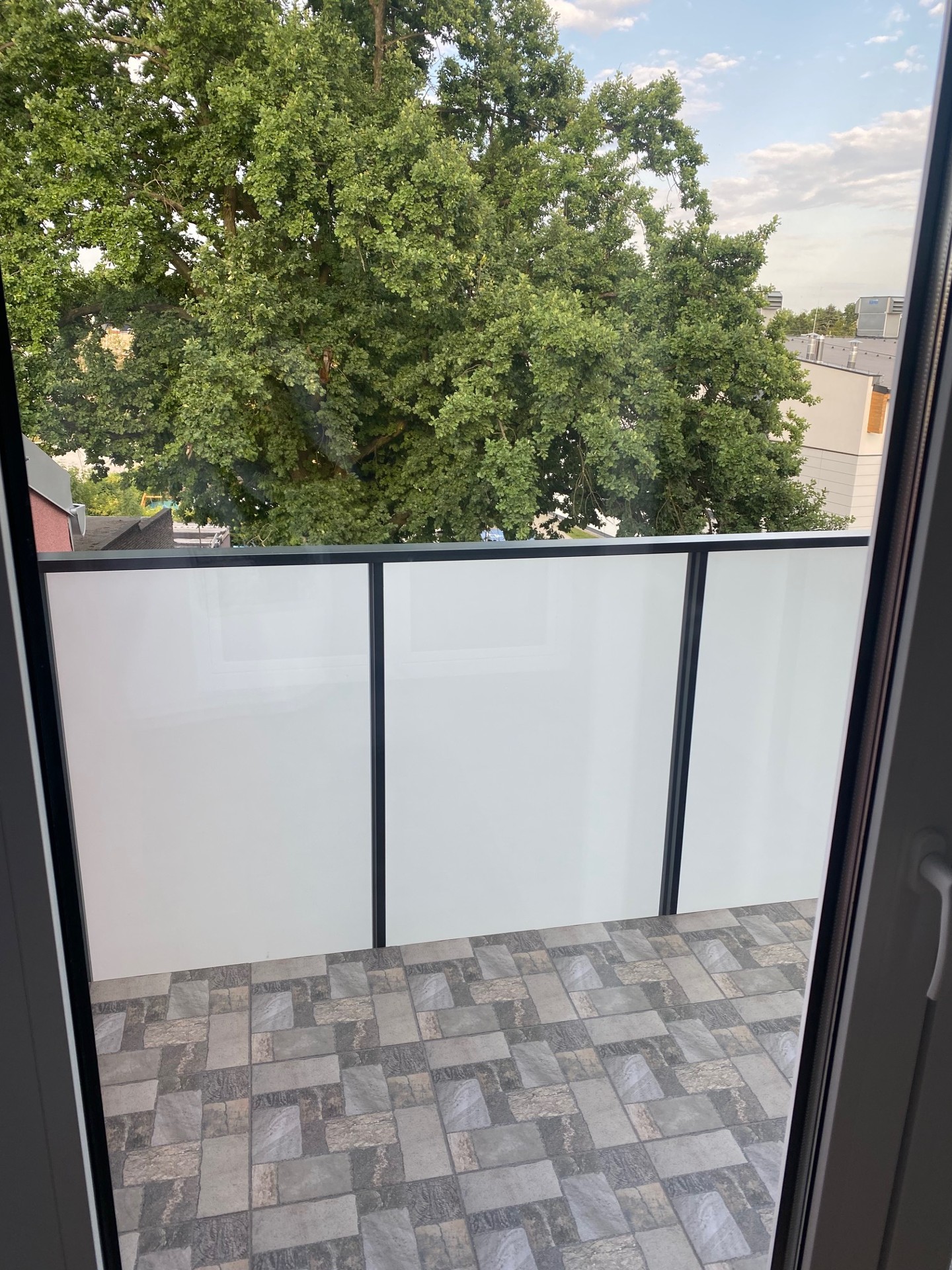 Mieszkanie 2 pokoje w apartamentowcu 11 Listopada 40 - Widok 4