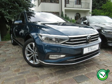 Volkswagen Passat B8 BEZSZKODOWY Matrix LED Kamera Side Assist HAK Salon Serwis FV23%-1