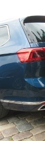 Volkswagen Passat B8 BEZSZKODOWY Matrix LED Kamera Side Assist HAK Salon Serwis FV23%-4