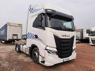 Iveco As440-1