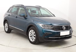 Volkswagen Tiguan , Salon Polska, Serwis ASO, DSG, VAT 23%, Klimatronic,