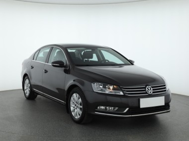 Volkswagen Passat B7 , Salon Polska, Serwis ASO, DSG, VAT 23%, Klimatronic,-1