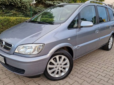 Opel Zafira B-1