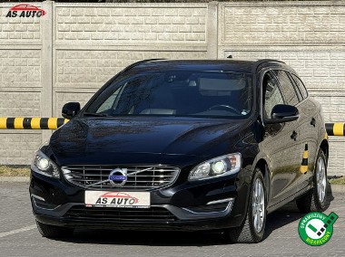 Volvo V60 I 2,0D4 181KM Momentum/Ledy/Xenon/Skóry/Navi/PDC/Serwis/-1